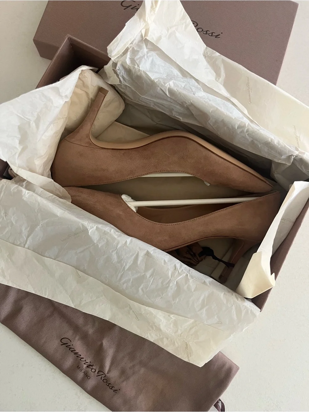 Gianvito Rossi Suede Pointed-Toe Pumps in Praline Beige